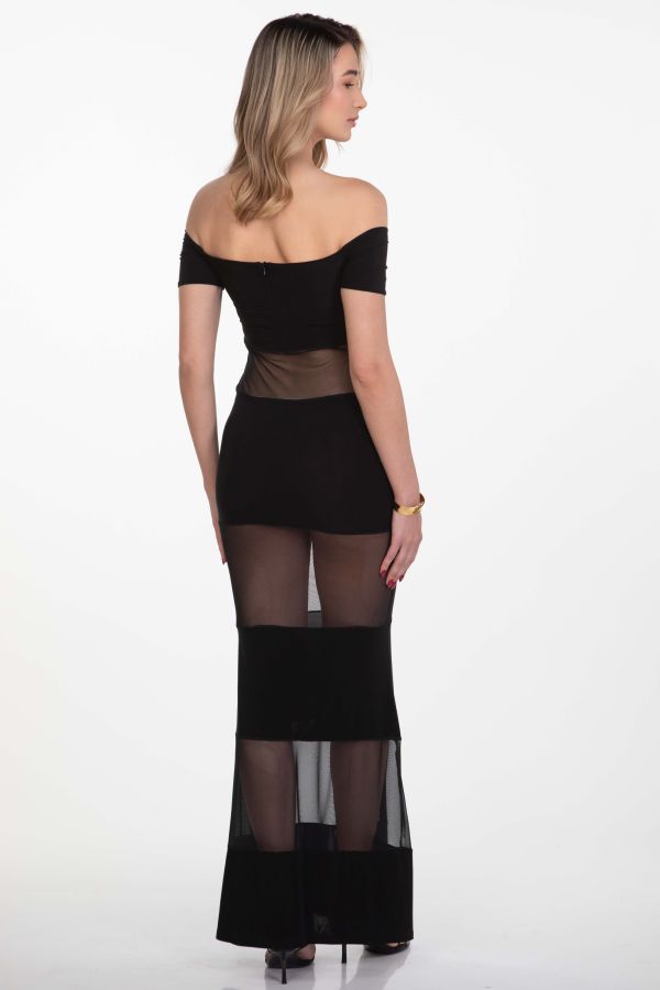 Maxi dress with transparencies
