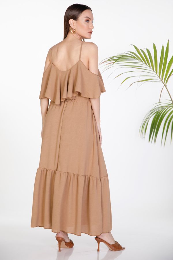 Maxi dress with ruffles and cold-shoulder design