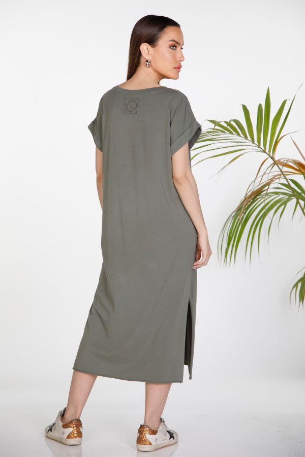 Midi T-shirt dress with side slits