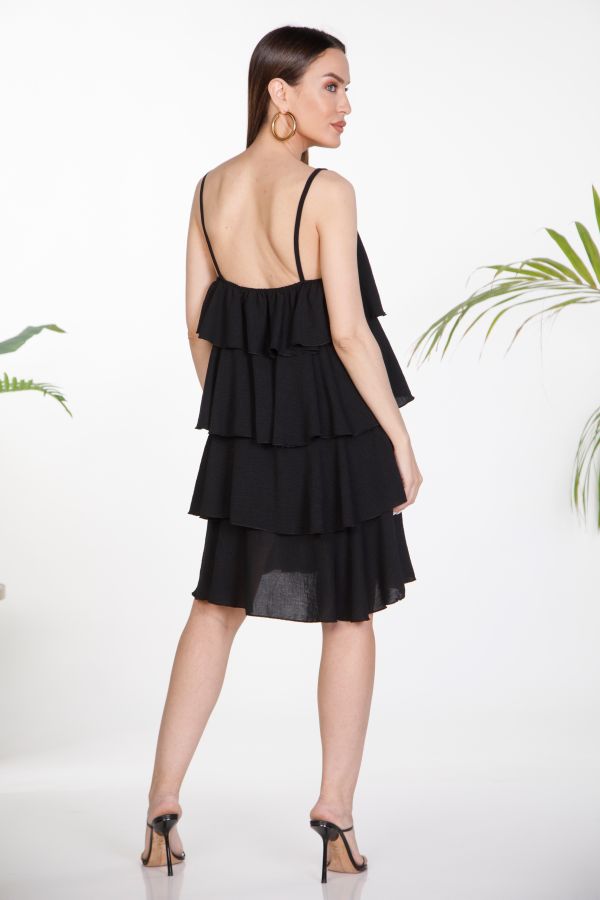 Short strappy dress with ruffles