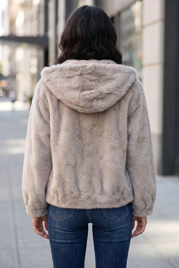 Γούνινο jacket με κουκούλα
