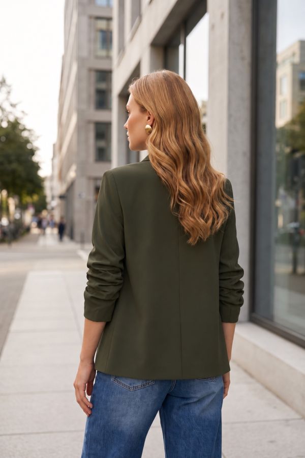 Oversize ανοιχτό σακάκι με σούρες στα μανίκια