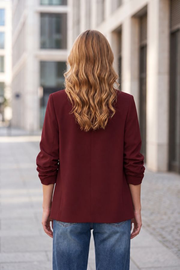 Oversize ανοιχτό σακάκι με σούρες στα μανίκια