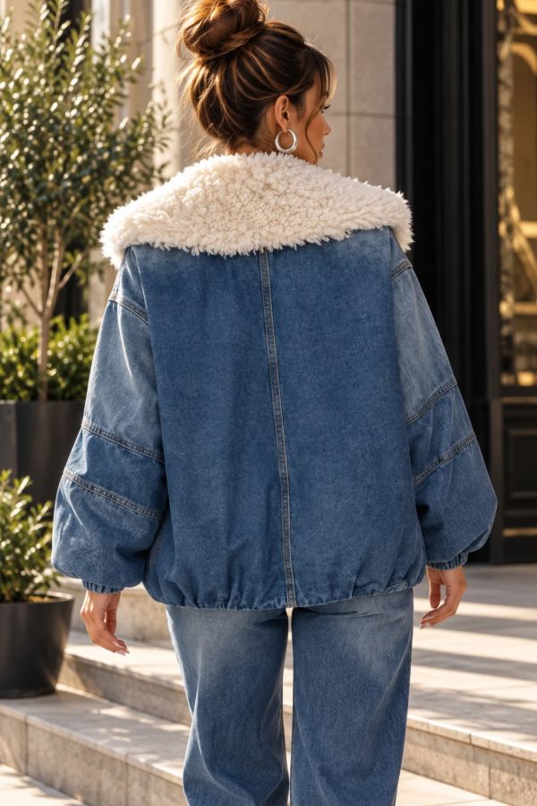 Oversize τζιν μπουφάν με οικολογική γούνα - ΤΖΙΝ ΑΝΟΙΧΤΟ