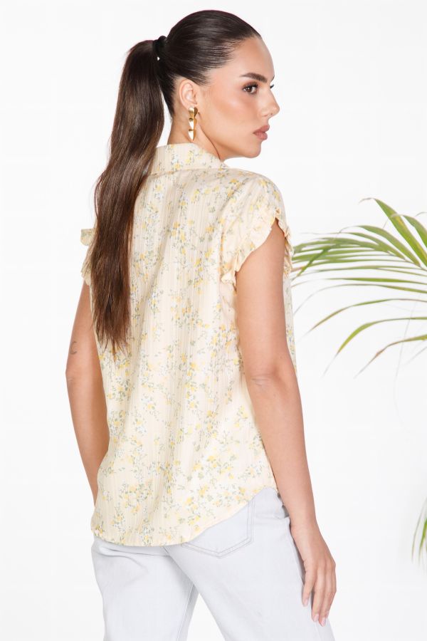 Sleeveless floral shirt with ruffle details