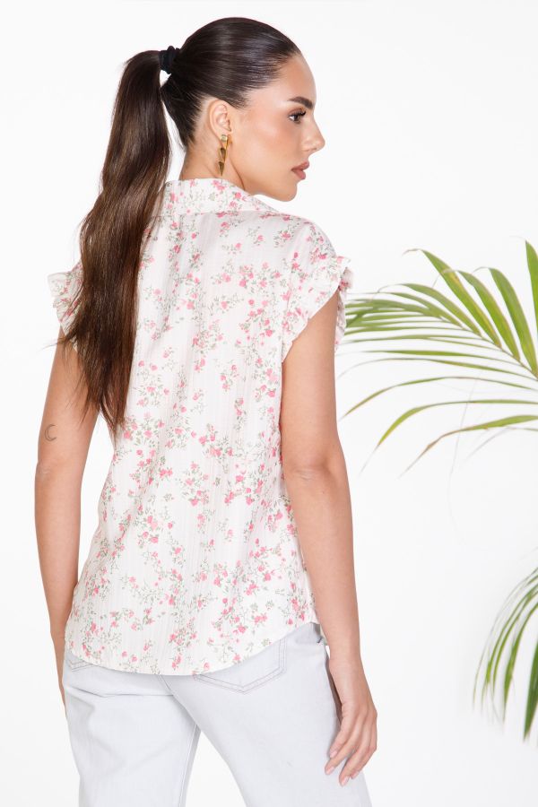 Sleeveless floral shirt with ruffle details