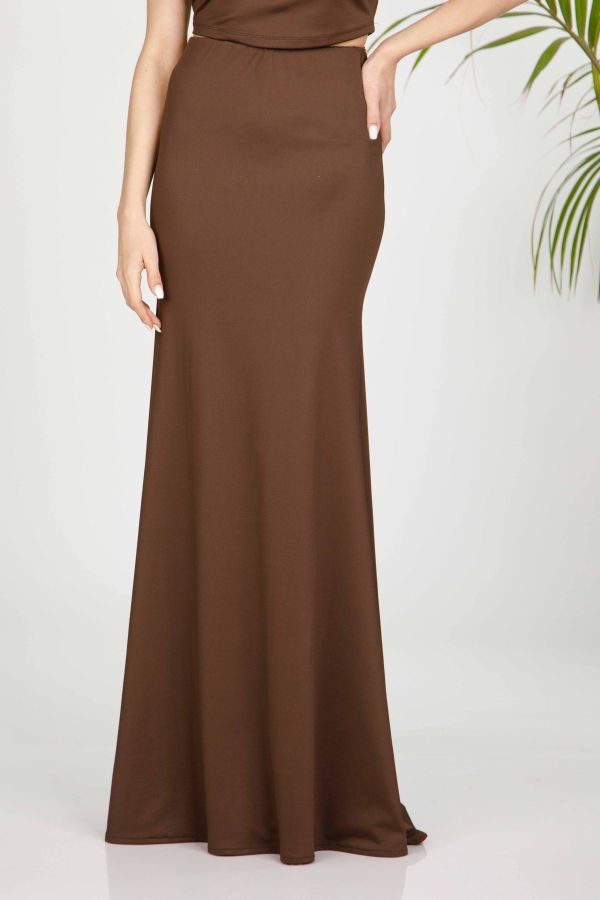 Maxi skirt with elastic waistband