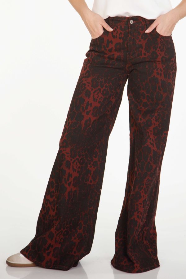 Leopard wide-leg jeans