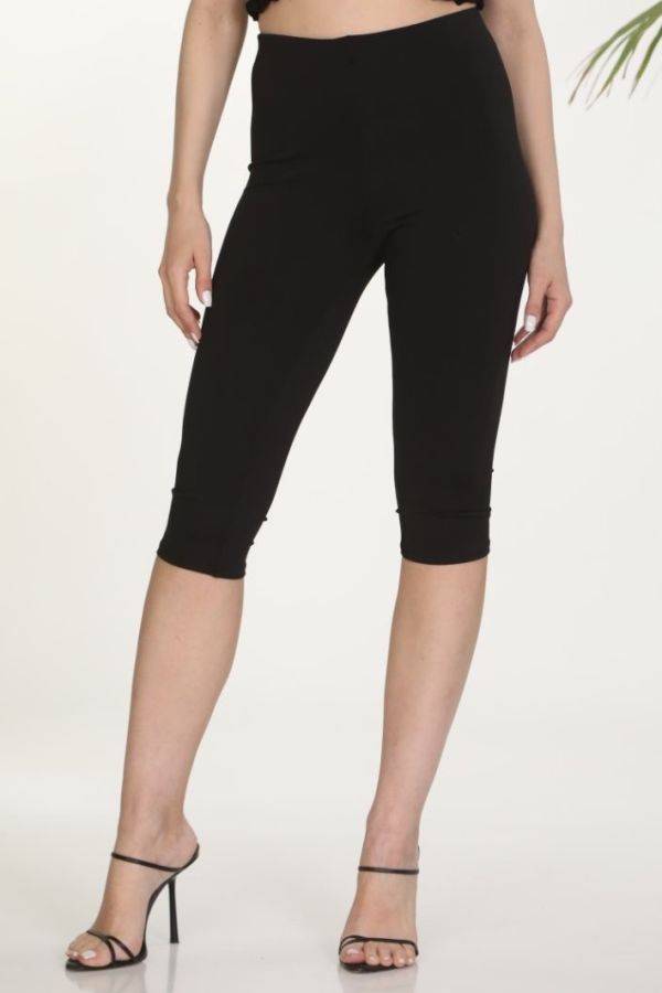 Elastic capri leggings
